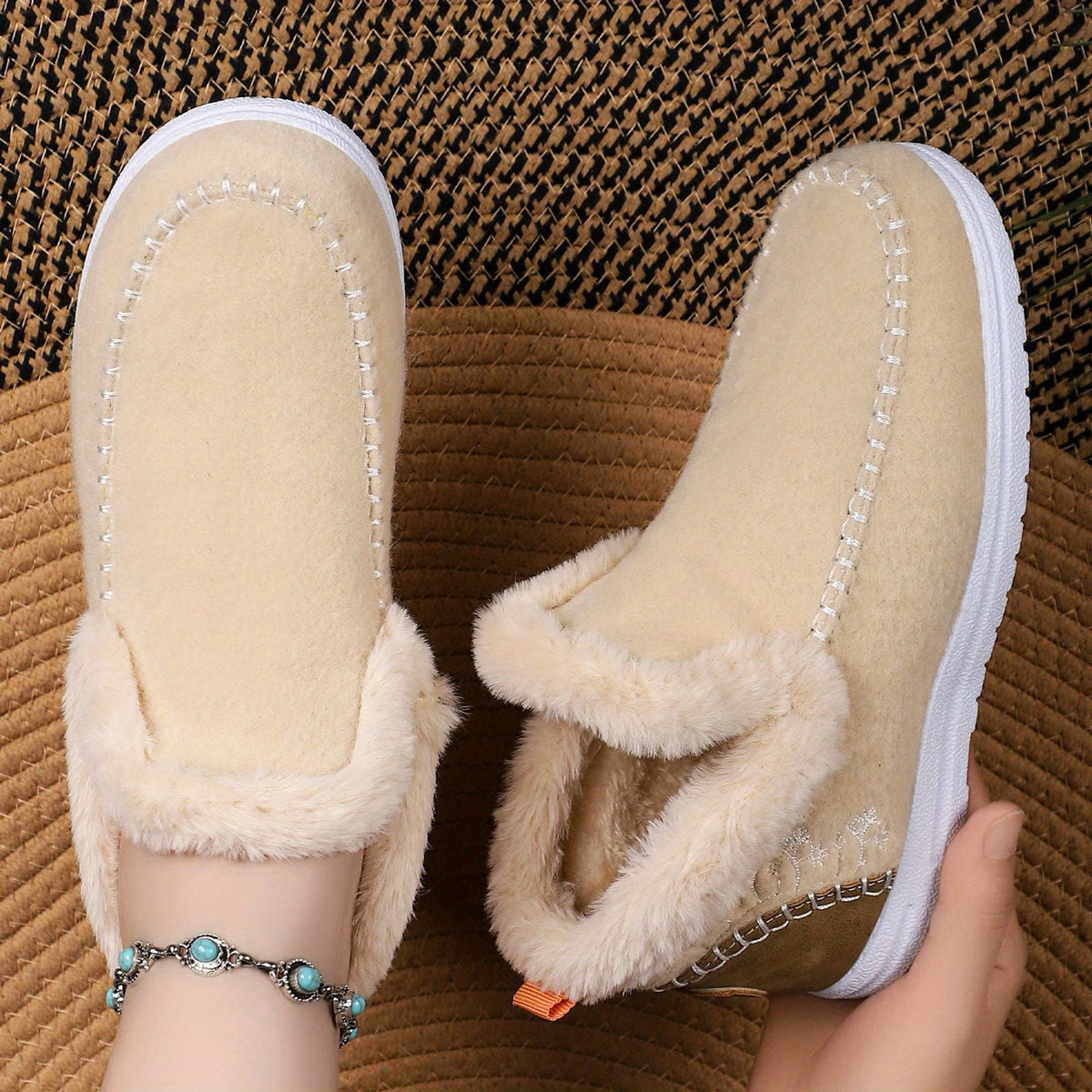 Winnie | Cozy Faux-Fur Lined Slip-On Boots