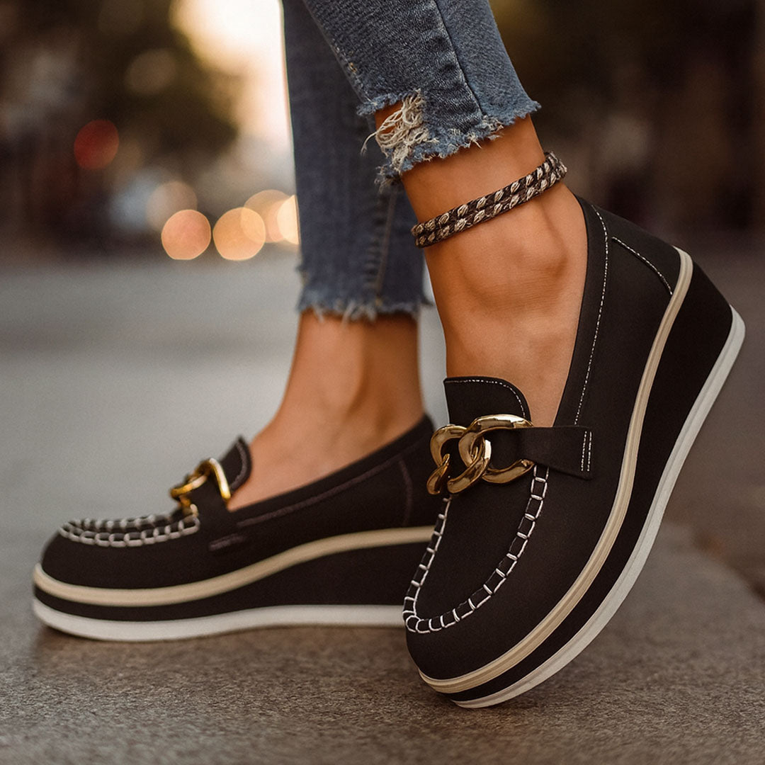 Relia | Cushioned Platform Loafers with Gold Chain