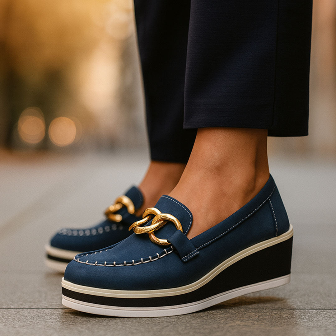 Relia | Cushioned Platform Loafers with Gold Chain