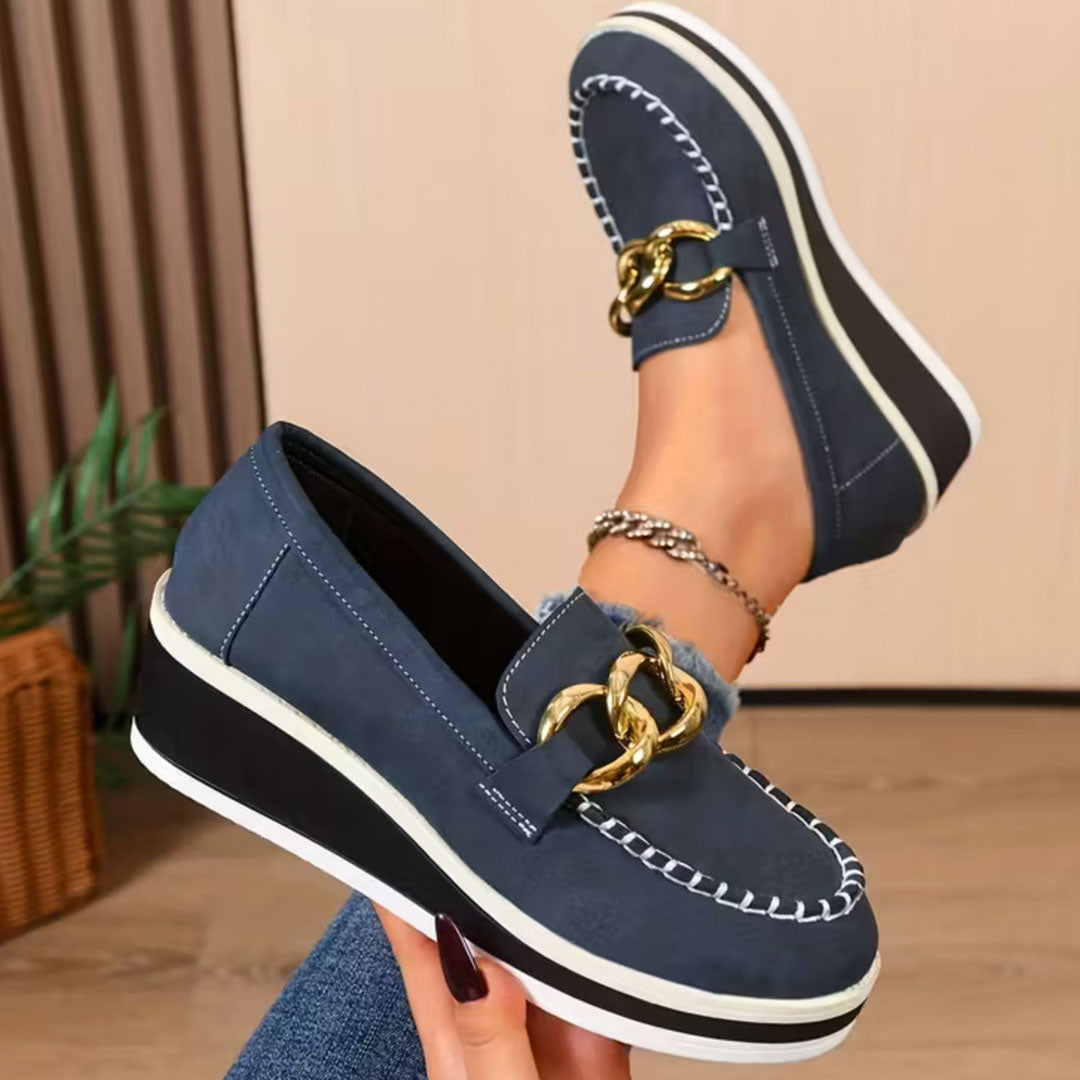 Relia | Cushioned Platform Loafers with Gold Chain