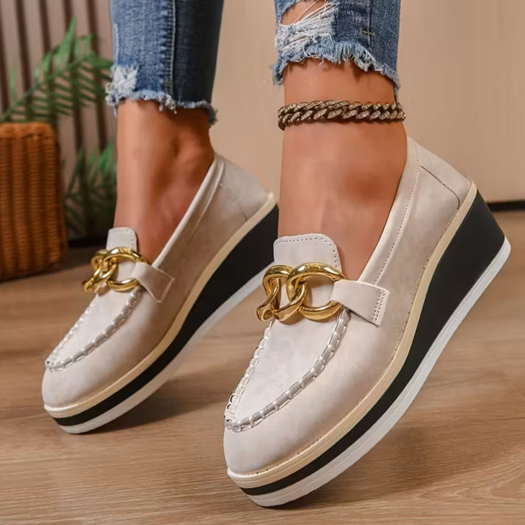 Relia | Cushioned Platform Loafers with Gold Chain