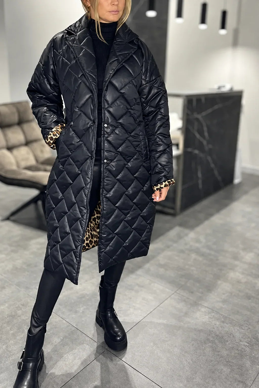 Andrée | Quilted Coat with Leopard Lining