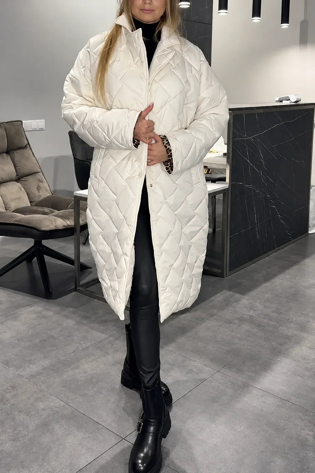 Andrée | Quilted Coat with Leopard Lining